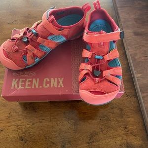 Keen Youth outdoor shoes